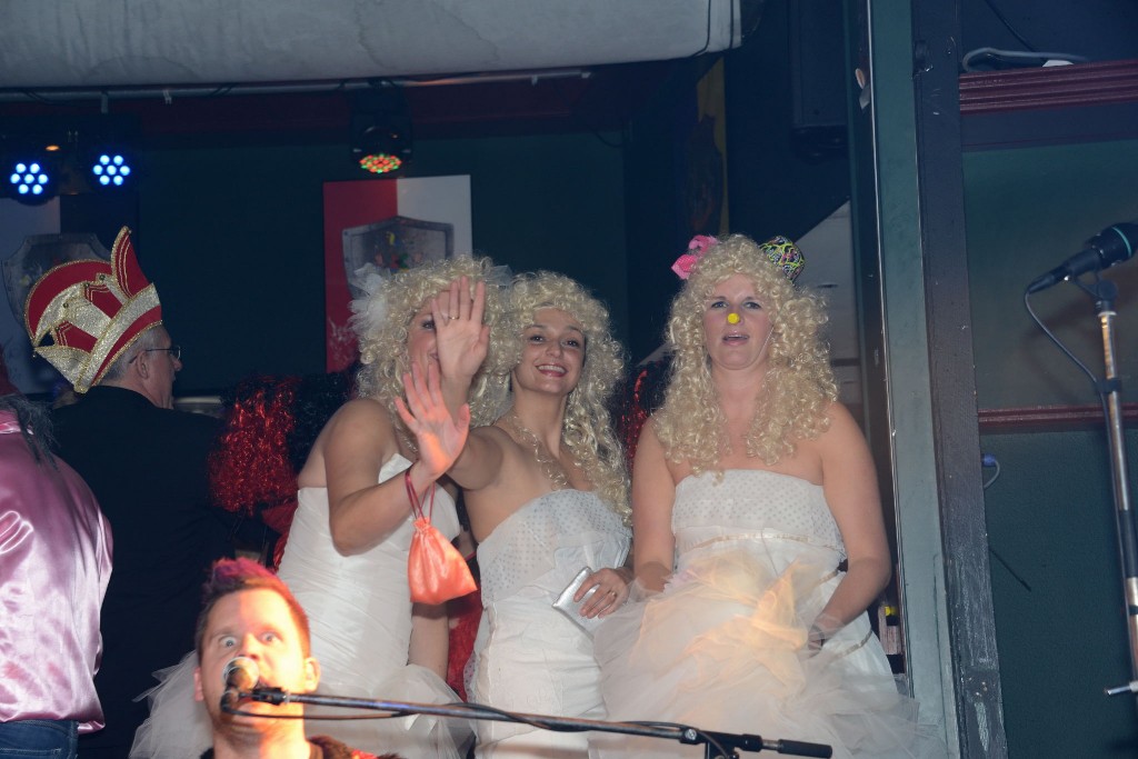 ../Images/Valentijnsbal 113.jpg